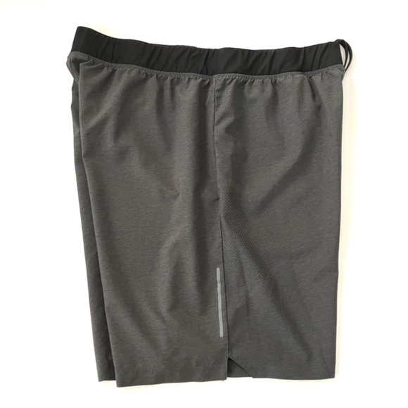 ASICS Men's XL Gray with Black Workout Shorts MEN'S 9IN ASICS MIXER SHORT - Picture 12 of 14